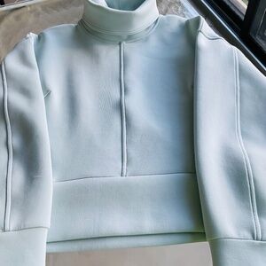 CALIA LONG SLEEVED TOP